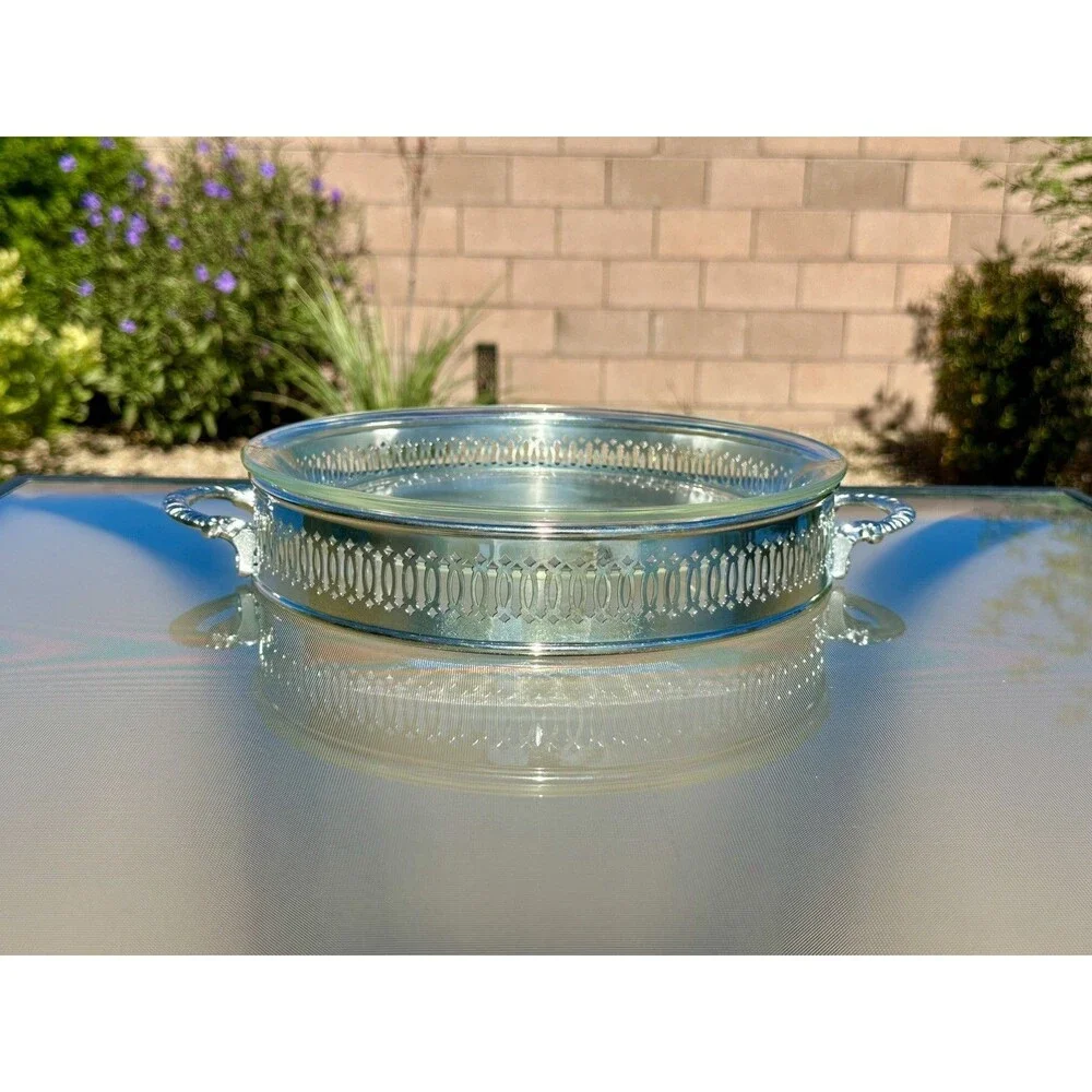 International Silver Co Silver Plated Ring Pie Holder Anchor Hocking Glass Dish